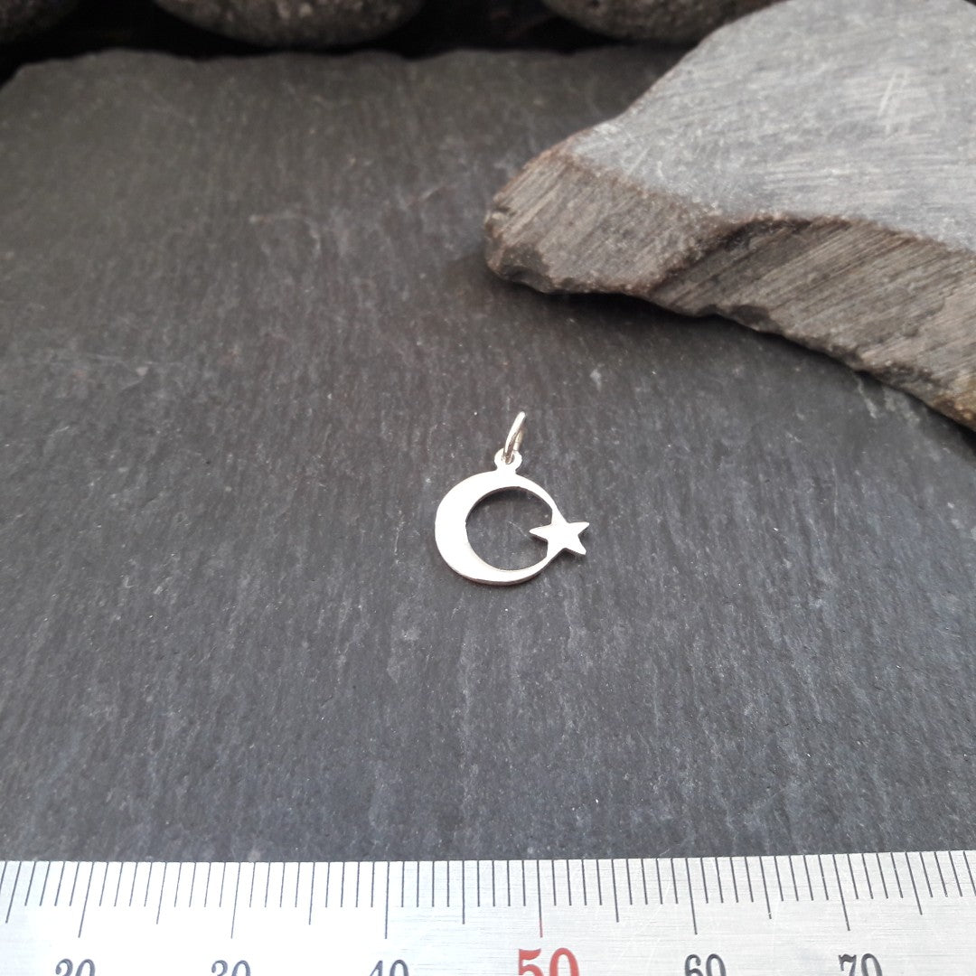 Sichelmond mit Stern-Anhänger aus 925er Silber