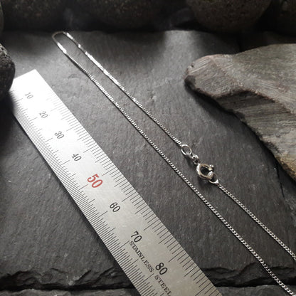 Halskette - 1,1 mm Flachpanzerkette aus 585er Weißgold