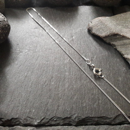 Halskette - 1,1 mm Flachpanzerkette aus 585er Weißgold