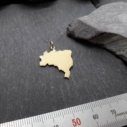 BRASILIEN Landkarten-Anhänger aus 333er Gelbgold