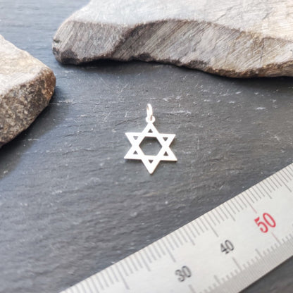 Davidstern-Anhaenger aus 925er Silber