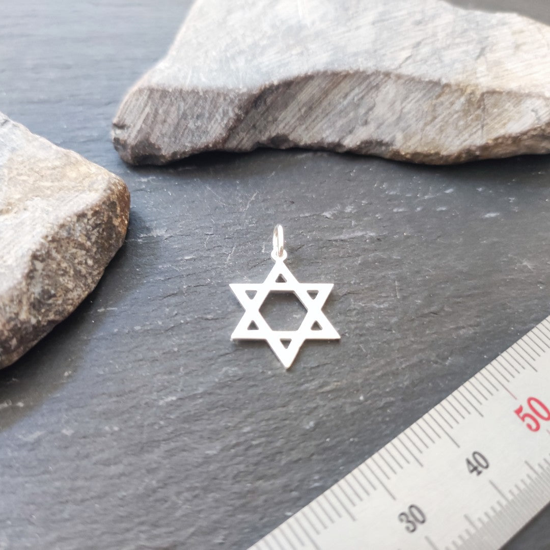 Davidstern-Anhaenger aus 925er Silber