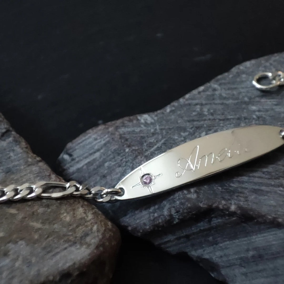 Personalisiertes Kinder ID-Armband aus 925er Silber und einem Zirkonia (GA44)
