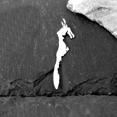 HIDDENSEE Landkarten-Anhänger aus 925er Silber