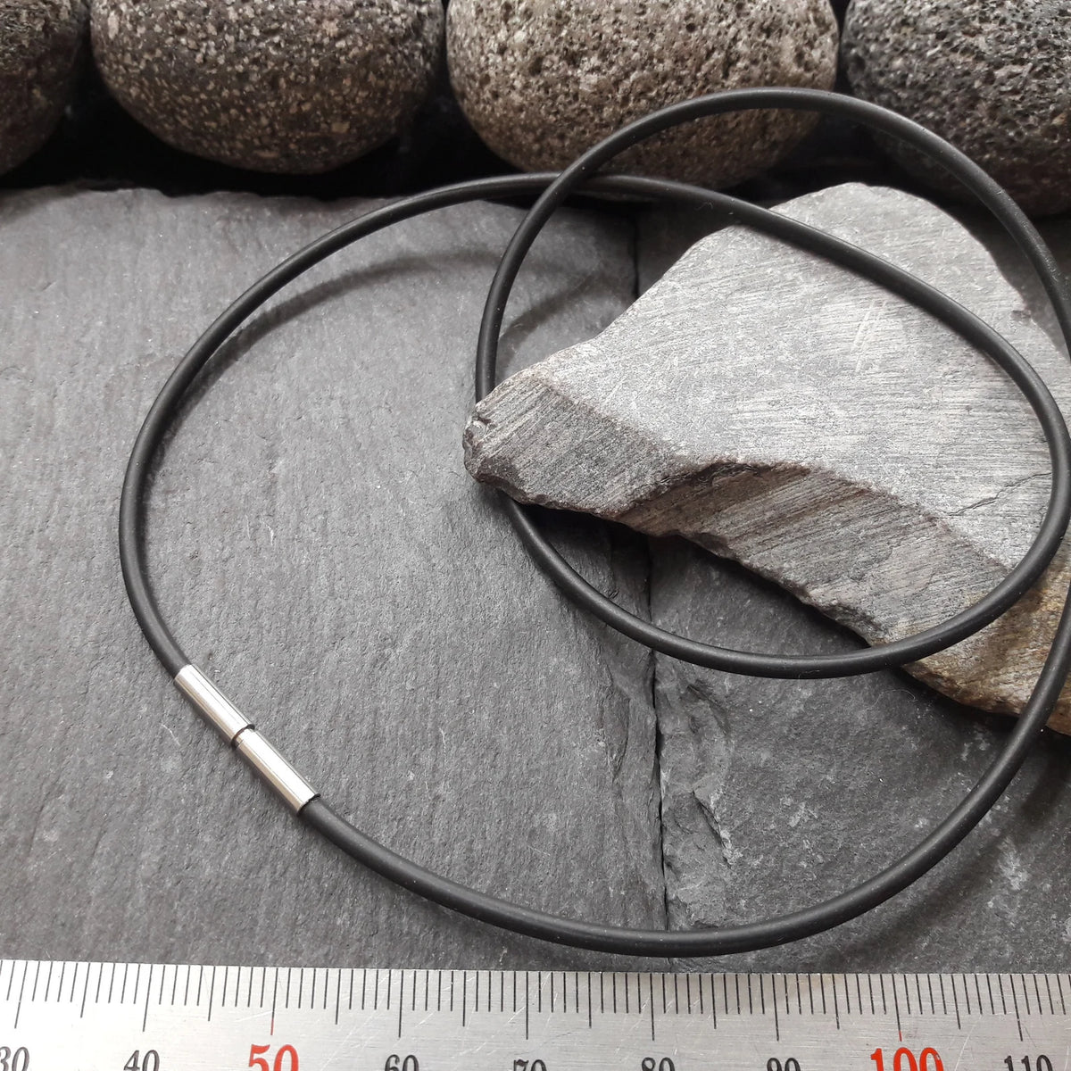 2 mm Kautschukkette
