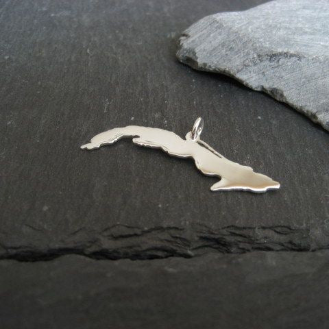 KUBA Landkarten-Anhänger aus 925er Silber