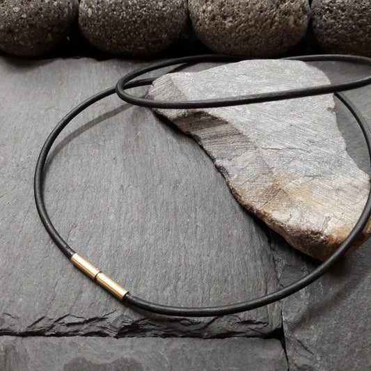 2 mm Lederkette mit Gelbgold Bajonettverschluss