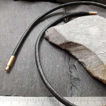 3 mm Lederkette mit Gelbgold Bajonettverschluss