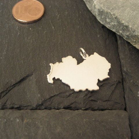 MOLISE Landkarten-Anhänger aus 925er Silber