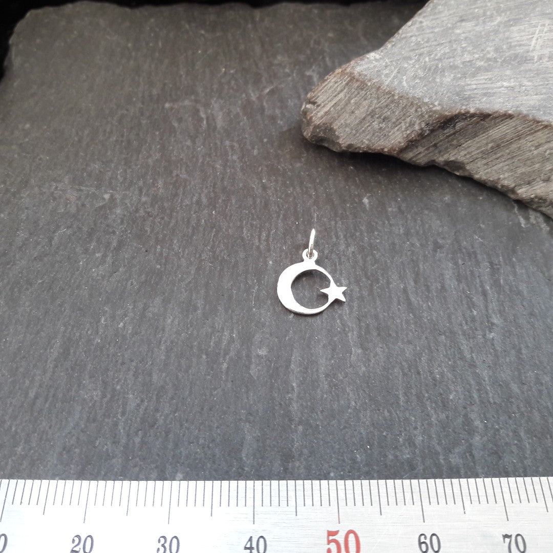 Sichelmond mit Stern-Anhänger aus 925er Silber