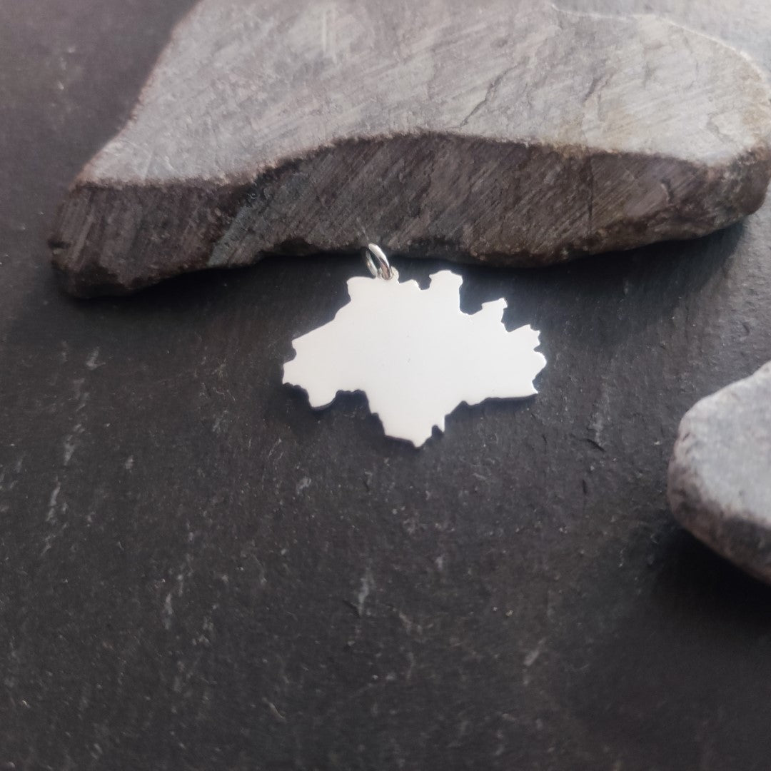 MÜNCHEN Landkarten-Anhänger aus 925er Silber