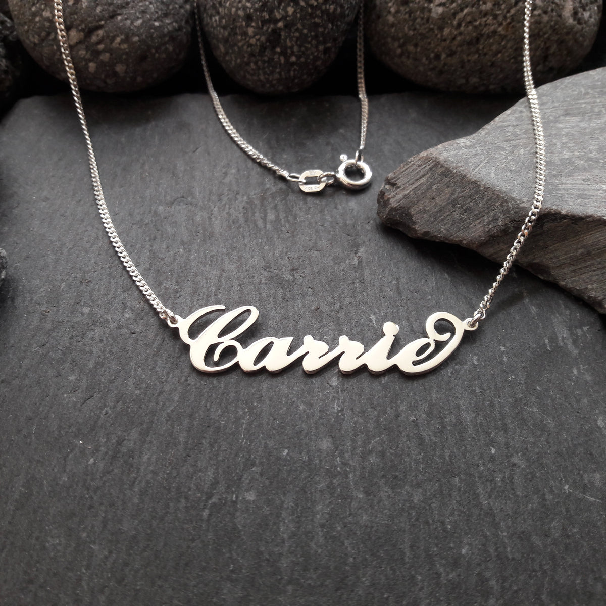 Personalisierte Namenskette mit Wunschname aus 925er Silber (NK03)