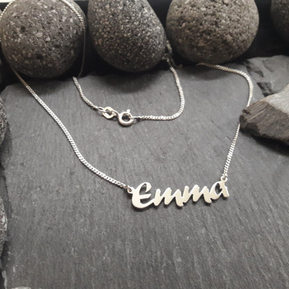 Personalisierte Namenskette mit Wunschname aus 925er Silber (NK04)