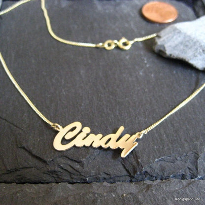 Personalisierte Namenskette mit Wunschname aus 333er Gelbgold (NK02/8GG)