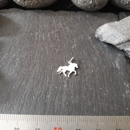 Pferd-Anhänger aus 925er Silber