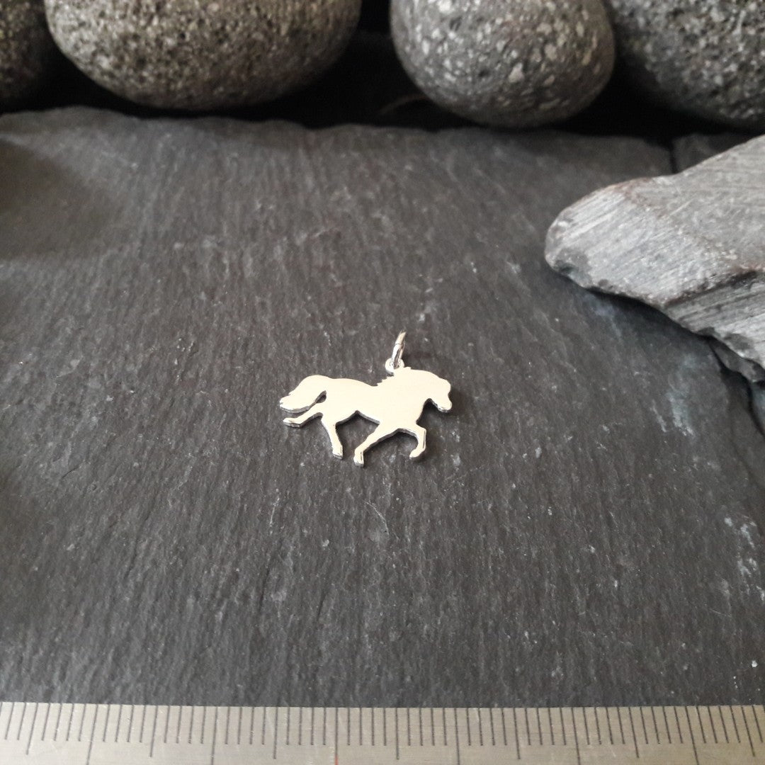 Pferd-Anhänger aus 925er Silber