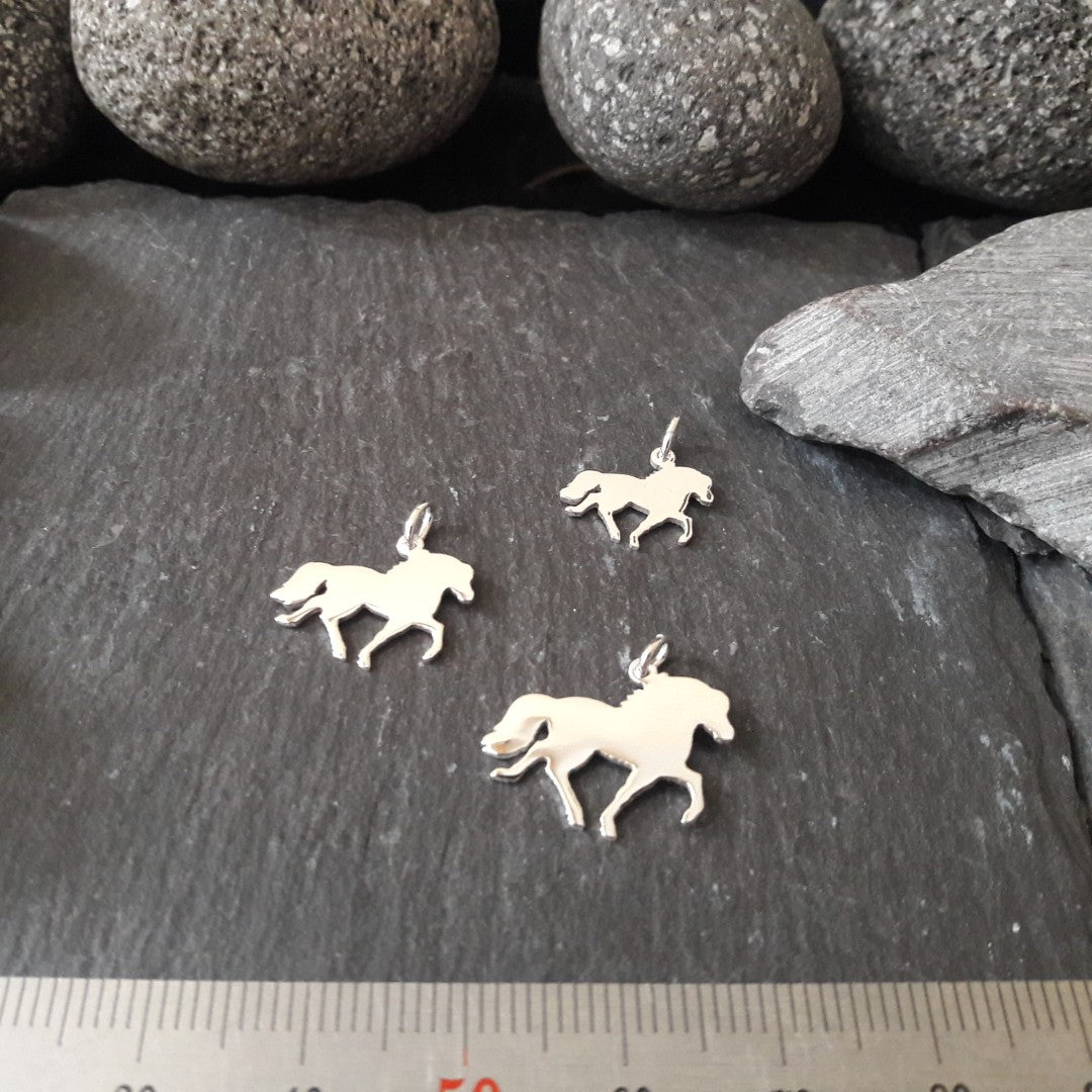 Pferd-Anhänger aus 925er Silber