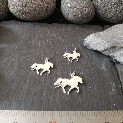 Pferd-Anhänger aus 925er Silber