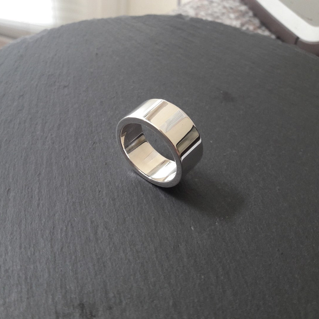 Massiver Silberring aus 925er Silber, 10 mm Breit - 2,0 mm Stark (SR10/2,0)