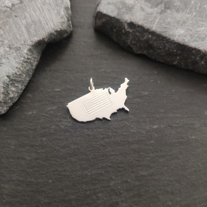 USA Landkarten-Anhänger mit Wappen Gravur aus 925er Silber